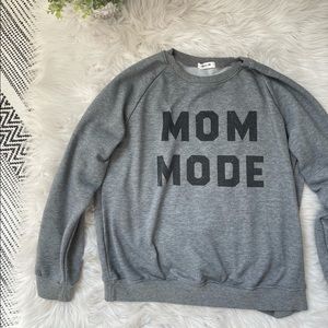 Mom Life pullover